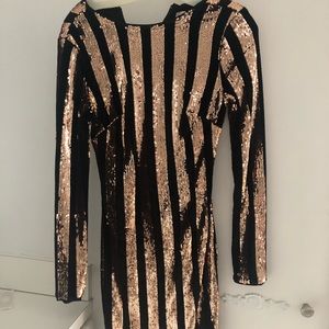 sequins dress.